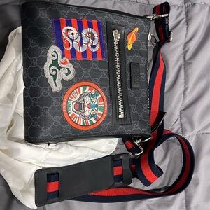 Gucci Messenger Bag